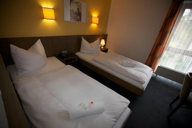 Astra Hotel Ulm Habitación foto